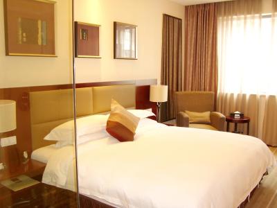 ییوو اینترنشنال ‌‌منشن هتل