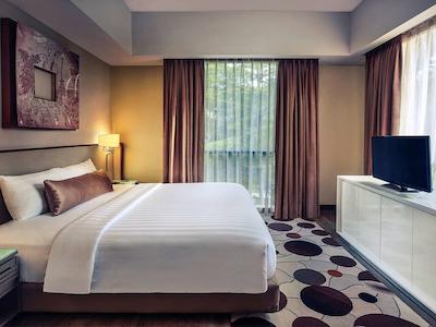 مرکور بالی لگین