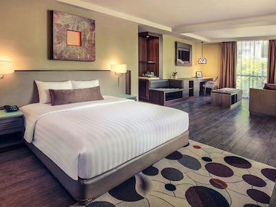 مرکور بالی لگین