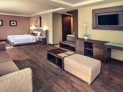 مرکور بالی لگین