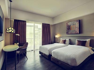 مرکور بالی لگین