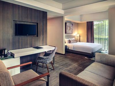 مرکور بالی لگین