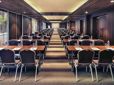 مرکور بالی لگین