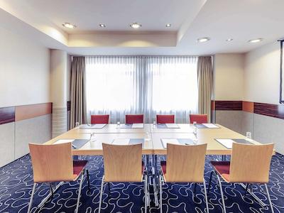 مرکور هتل کلن بلفورتستر