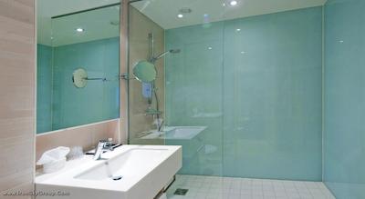 مرکور هتل کلن بلفورتستر