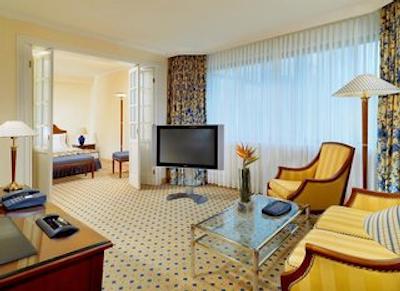 شرایتون اسن