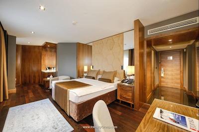 المیرا بورسا