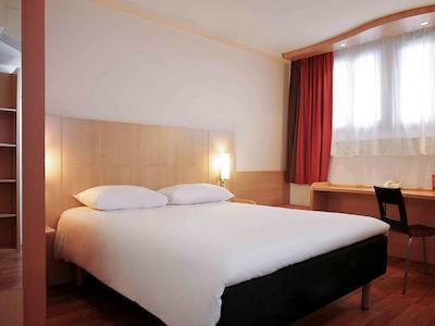 آیبیس لیون سنتر پریک هتل