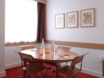 آیبیس لیون سنتر پریک هتل