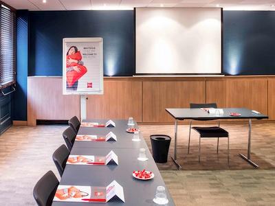 آیبیس لیون سنتر پریک هتل