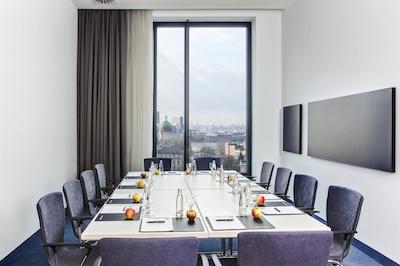 اینترسیتی هتل هامبورگ دمتور-مس