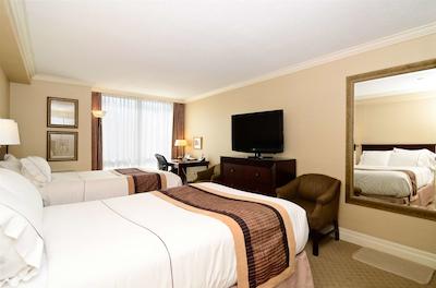 بست وسترن پلاس اوتاوا‌ داون تاون-ویکتوریا پارک