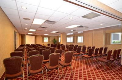 بست وسترن پلاس اوتاوا‌ داون تاون-ویکتوریا پارک