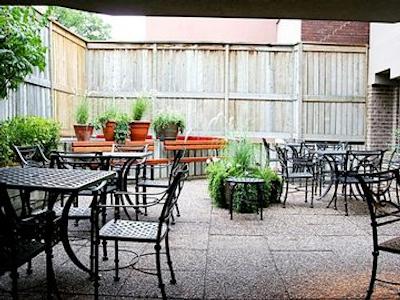 بست وسترن پلاس اوتاوا‌ داون تاون-ویکتوریا پارک