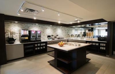 بست وسترن پلاس اوتاوا‌ داون تاون-ویکتوریا پارک