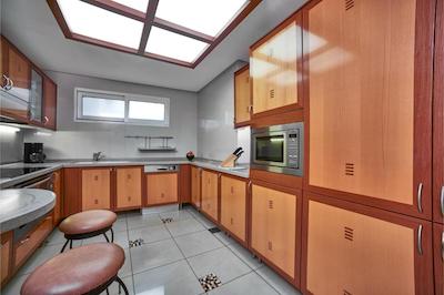 گرند حیات رزیدنس