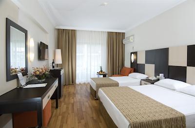 آیدین بی فیمس ریزورت