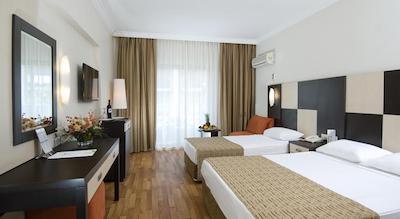 آیدین بی فیمس ریزورت