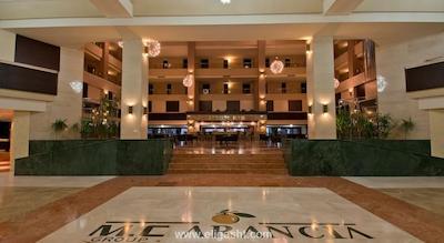 مک آرانسیا ریزورت هتل اند سپا