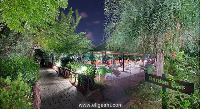 مک مهبری بیچ هتل