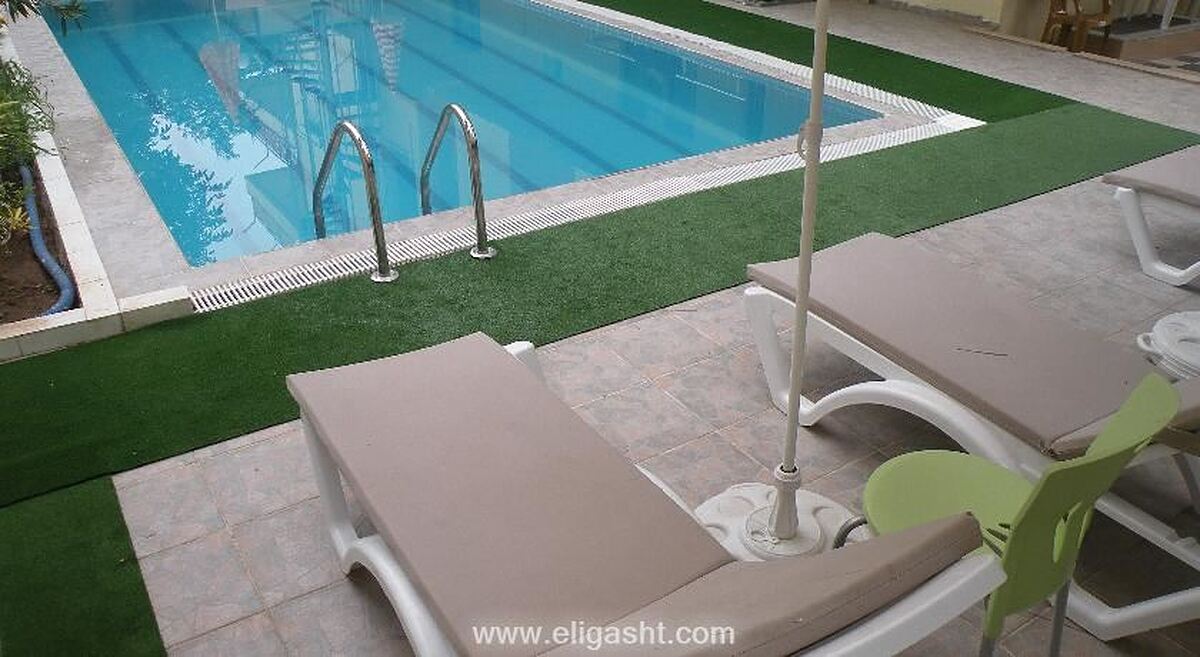 نوی بلو استارز هتل