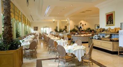 سیمنا هتل اند هالیدی ویلیج