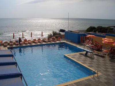 گرند هتل دی سزاری