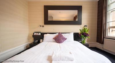 نایت بریج گرین لندن