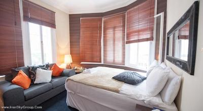 نایت بریج گرین لندن