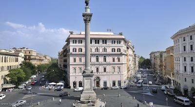 مکنات پالاس