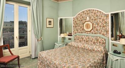 مکنات پالاس