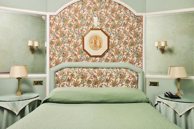 مکنات پالاس