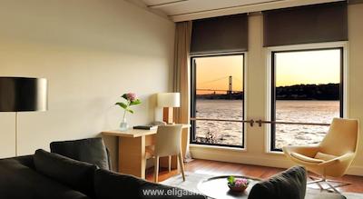 سوماهان آن د واتر