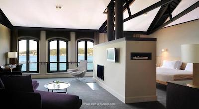 سوماهان آن د واتر