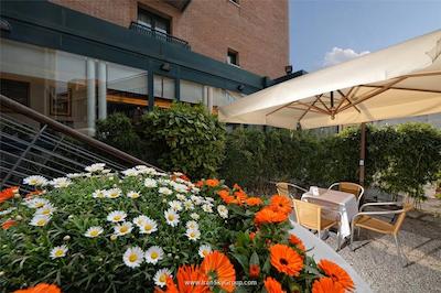 الیت هتل رزیدنس