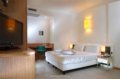 الیت هتل رزیدنس