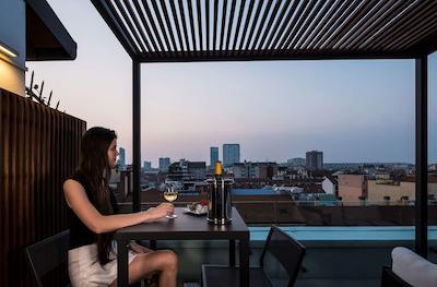 بست وسترن سیتی میلانو سنترو