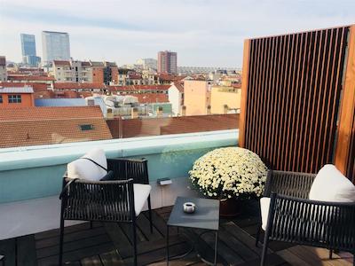 بست وسترن سیتی میلانو سنترو