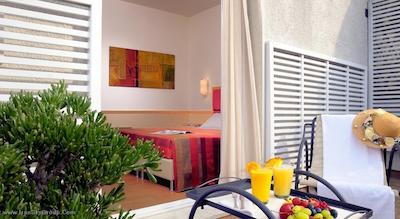 بست وسترن سیتی میلانو سنترو