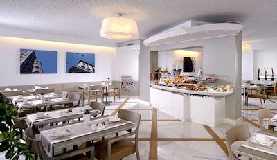 بست وسترن سیتی میلانو سنترو