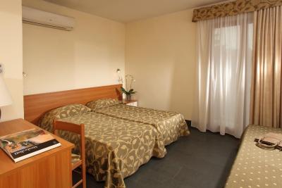 کیامپینو هتل