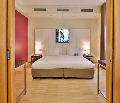 بست وسترن بولونیا