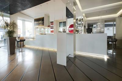 بست وسترن بولونیا