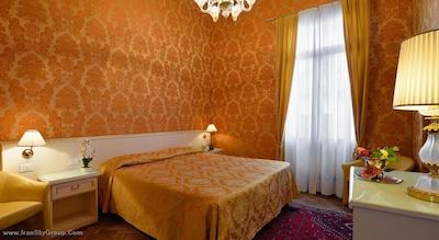 کورته دی گرسی