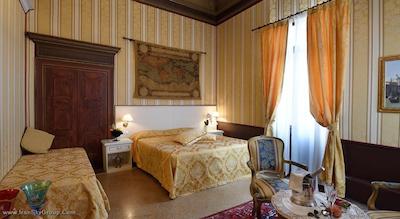 کورته دی گرسی