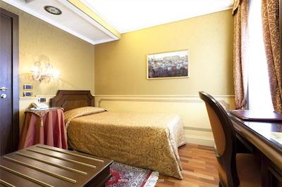 هتل ال کدگا