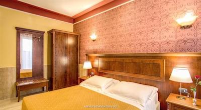 اورلیوس آرت گالری هتل