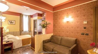 اورلیوس آرت گالری هتل