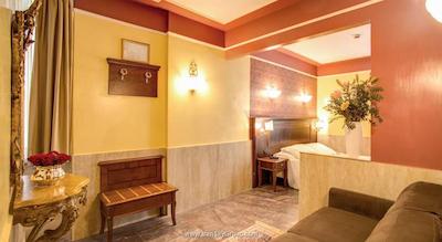 اورلیوس آرت گالری هتل