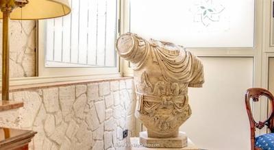 اورلیوس آرت گالری هتل